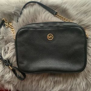 Michael kors cross body bag